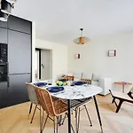 Cmg Universite - Pont De L\'Alma